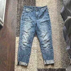 Judy Blue Boyfriend Jeans in Classic Denim